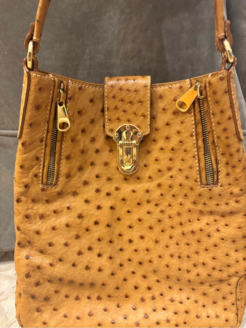 Tan genuine Ostrich Shoulder Bag with Gold Hardware - Picture 2 of 5